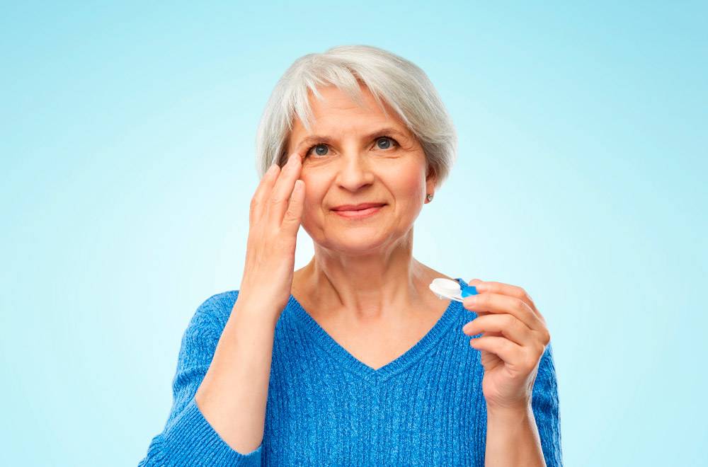 Можно ли носить контактные линзы в зрелом возрасте?